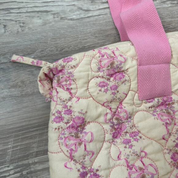 LoveShackFancy Oran Quilted Weekender Bag Pink Floral Heart Stitch Cotton - Picture 3 of 8